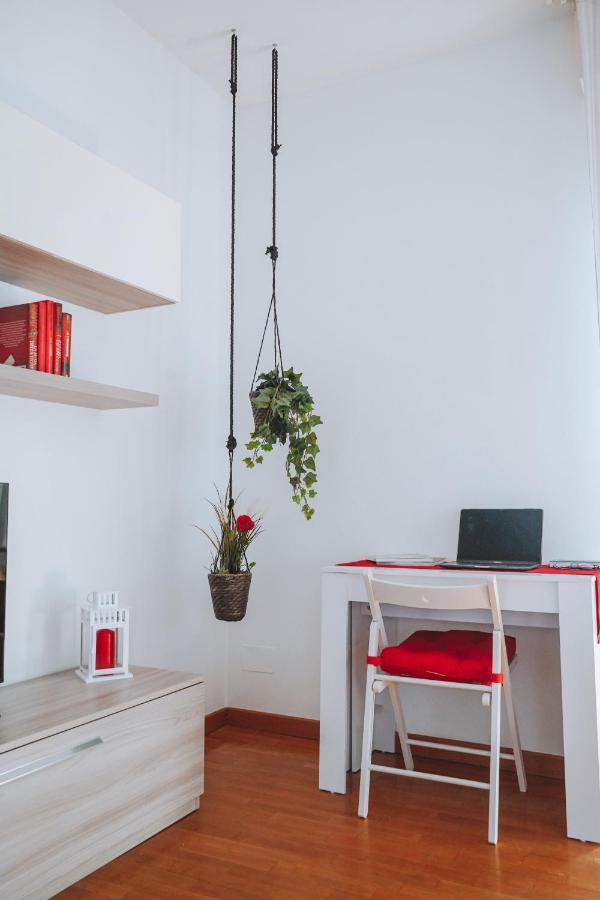 Samarate 10 Min From The Airport-Wifi-Free Parking 아파트 외부 사진